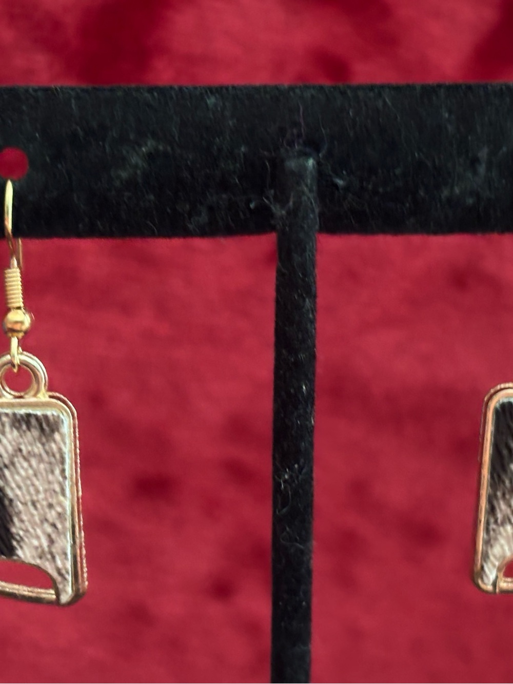 Gold Frame Brown Textured Drop Earrings